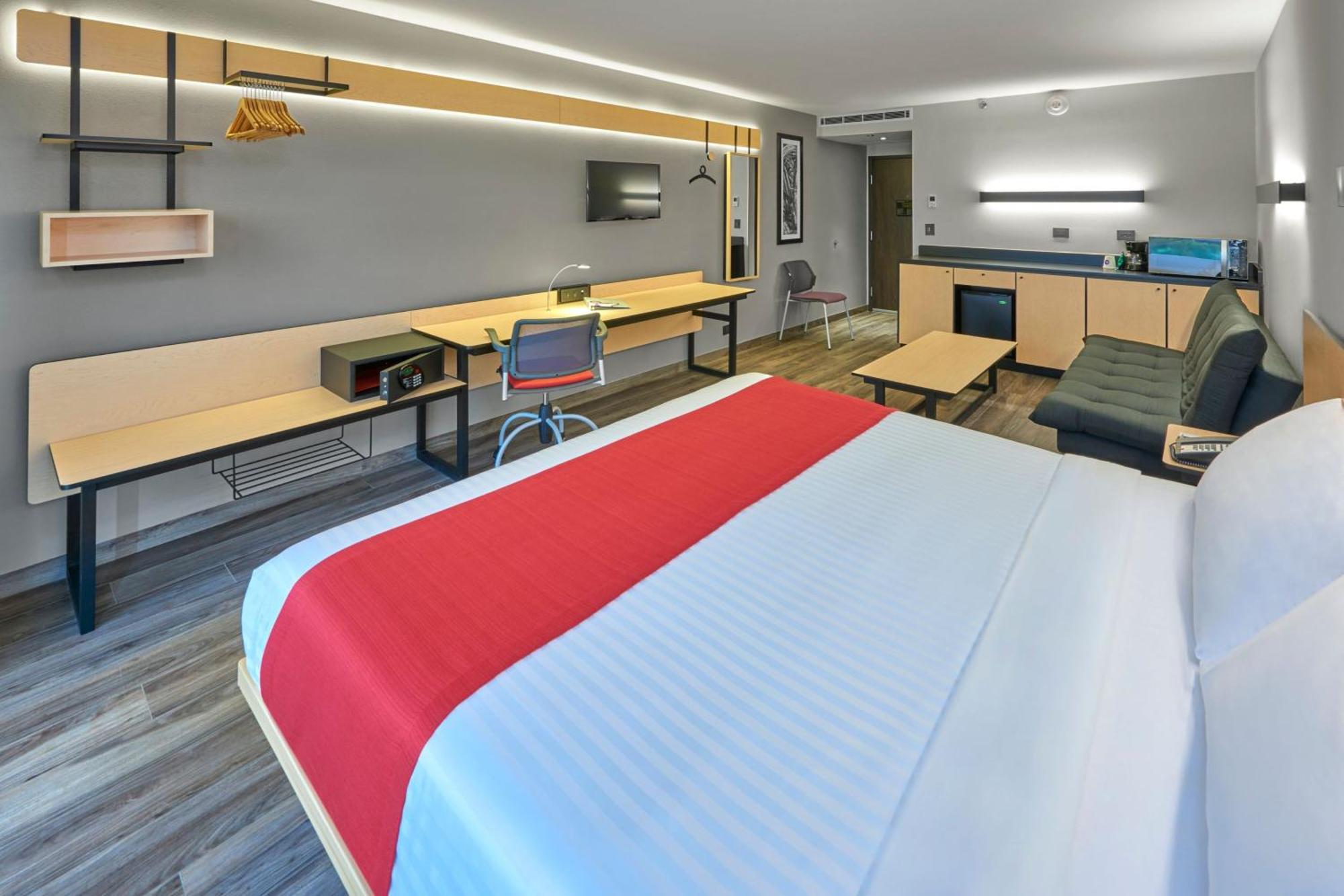 City Express Plus By Marriott Leon Centro De Convenciones Εξωτερικό φωτογραφία