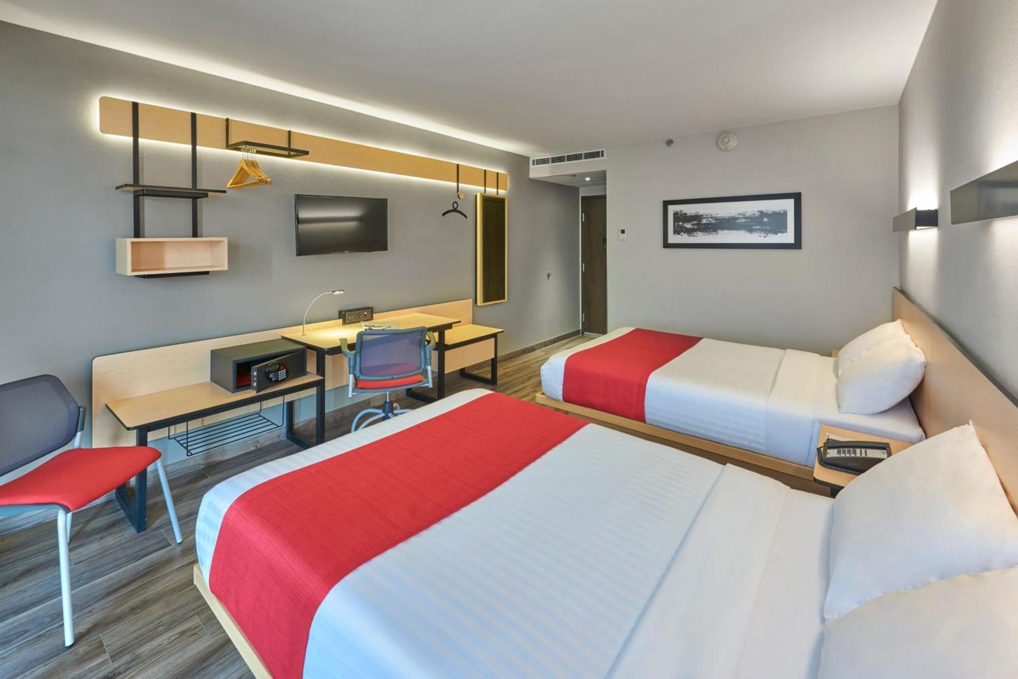 City Express Plus By Marriott Leon Centro De Convenciones Εξωτερικό φωτογραφία