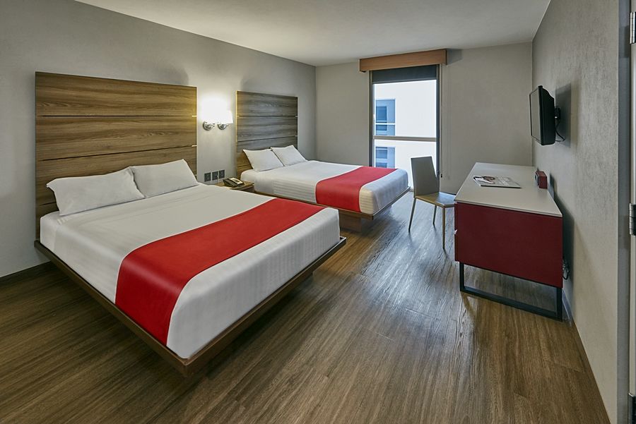 City Express Plus By Marriott Leon Centro De Convenciones Εξωτερικό φωτογραφία
